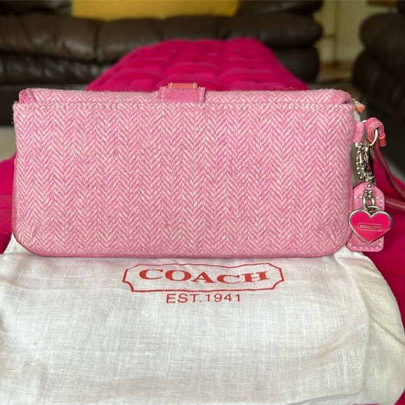 Pink Y2K Coach Tweed Herringbone Wristlet Clutch - Picture 3 of 9